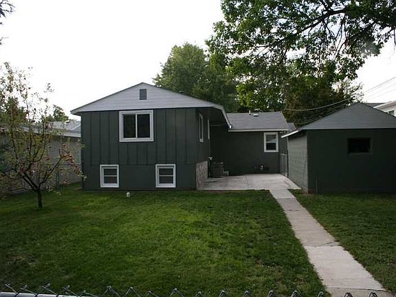 2nd image of 2121 12th St W