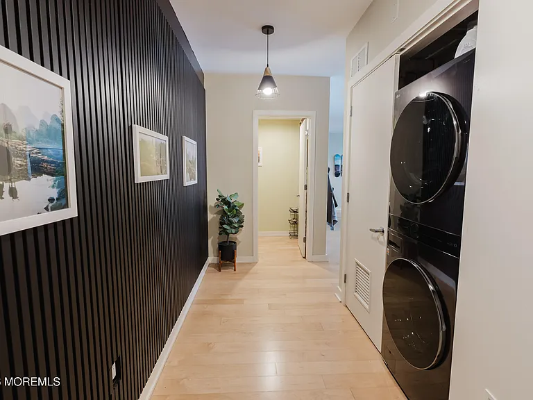 510 Monroe Ave #204 — Photo 4