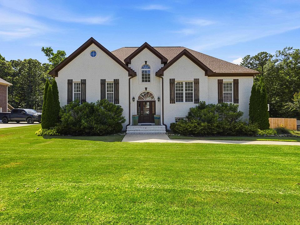 1st image of 132 Oaklyn Hills Dr