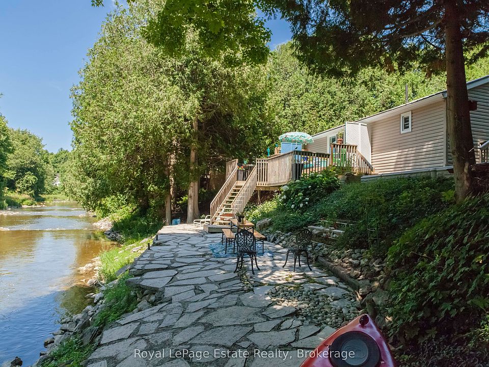 1st image of 50 Rogers Cres