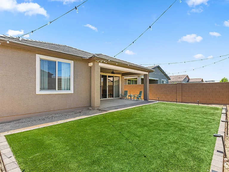 17770 W Running Deer Trl — Photo 36