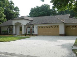 502 Surrey Ln, Lutz, FL 33549