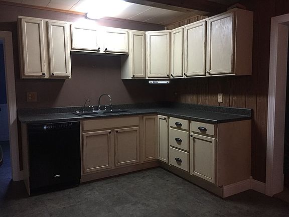 Cabinets new in past 10 yrs