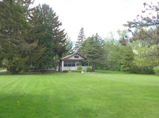 806 Newman Rd S, Racine, WI 53406