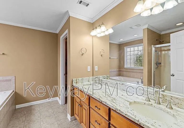4858 High Meadows Dr — Photo 18