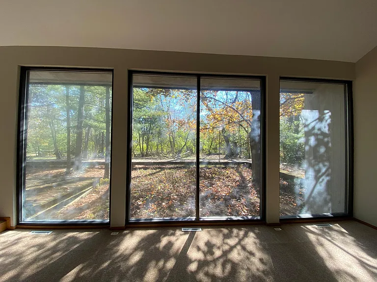 7S560 Donwood Dr E — Photo 30