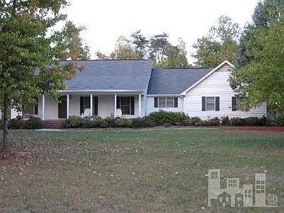 1st image of 467 Woodlawn Road