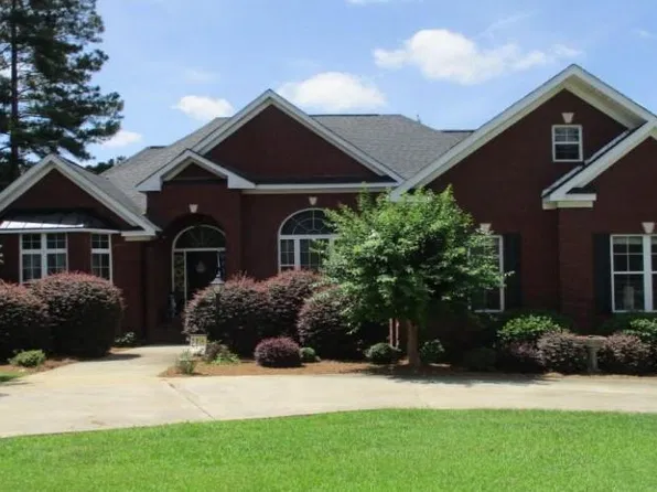 169 Hidden Lakes Dr, Gray, GA 31032