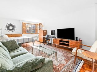 3 Sheridan Sq APT 2N, New York, NY
