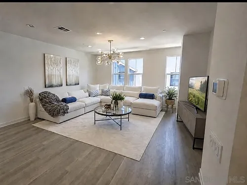 2586 Delphinium Ln Photo 1