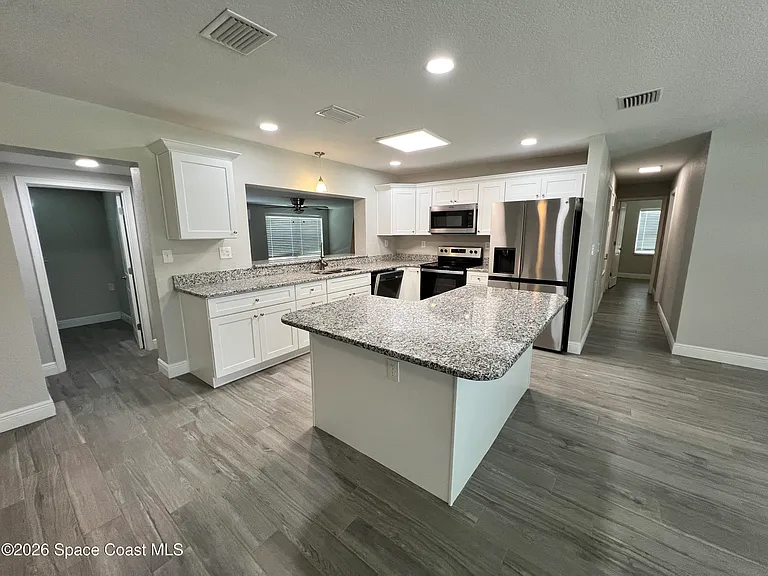 776 Sara Jane Ln — Photo 7