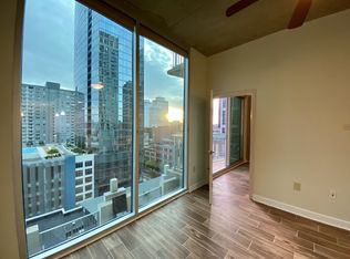 415 Church St APT 1112, Nashville, TN 37219