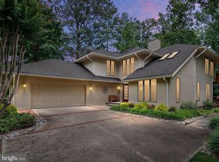 360 Broadview Ln, Annapolis, MD 21401