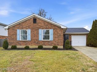 8511 Gainsborough Dr, Louisville, KY 40291