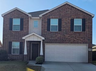 1045 Knightly Ln, Haslet, TX 76052