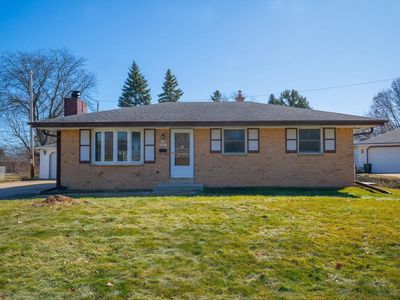 N86W18105 Summit DRIVE, Menomonee Falls, WI, 53051