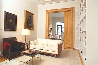 Rented by Alexander Bilu, LREB