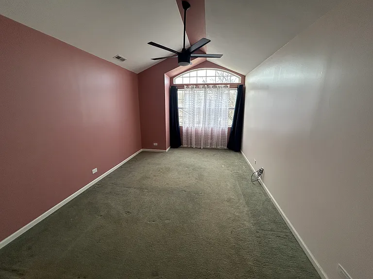 935 Viewpoint Dr — Photo 16