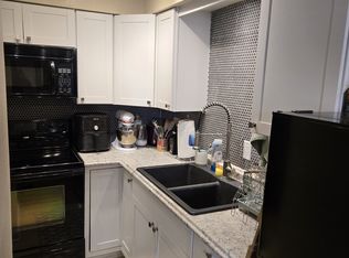 304 W Elm St #1, Urbana, IL 61801