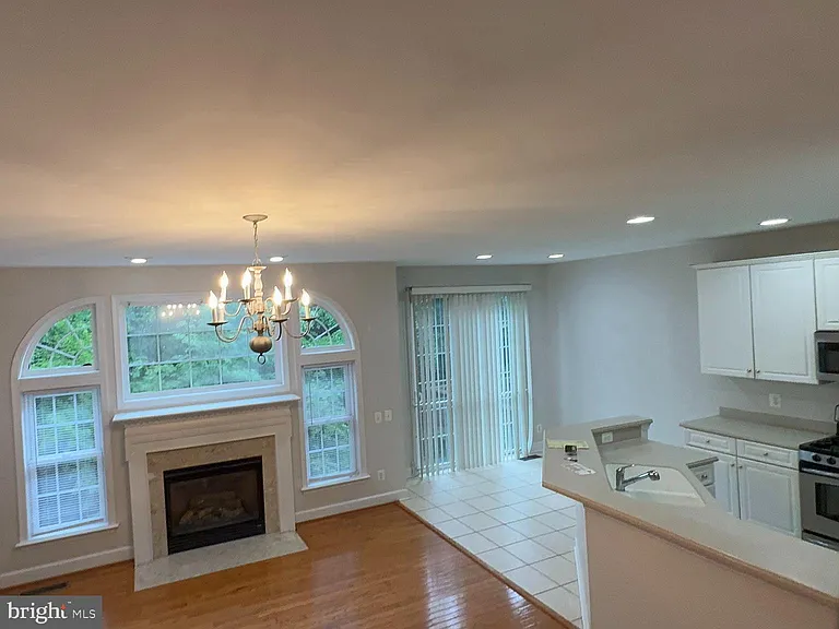 9283 Laurel Ridge Crossing Rd — Photo 5