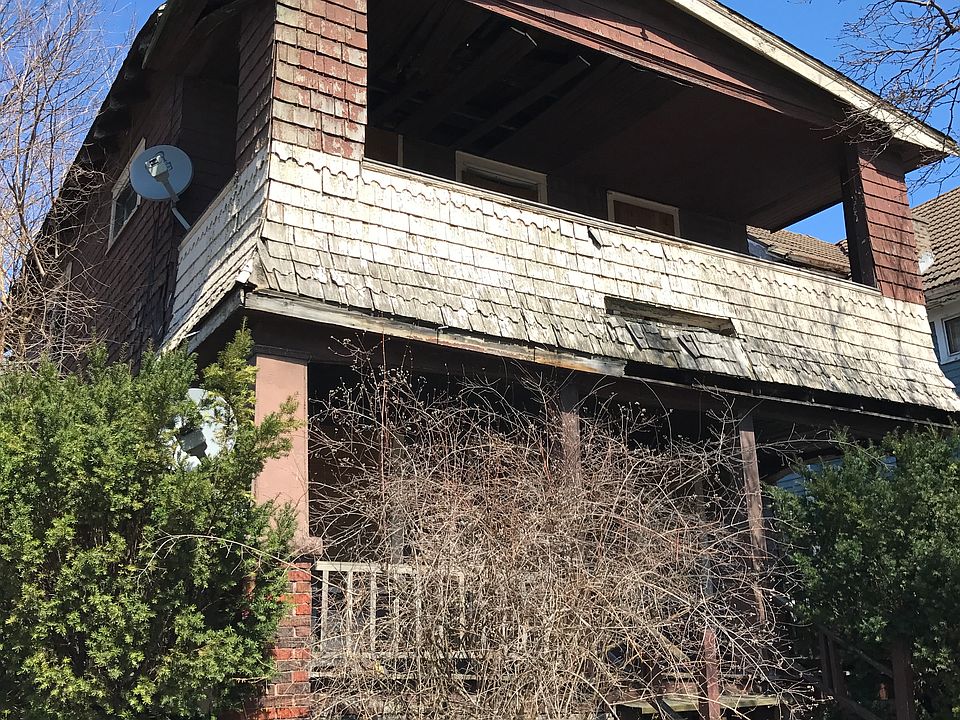 1st image of 12109 Parkhill Ave