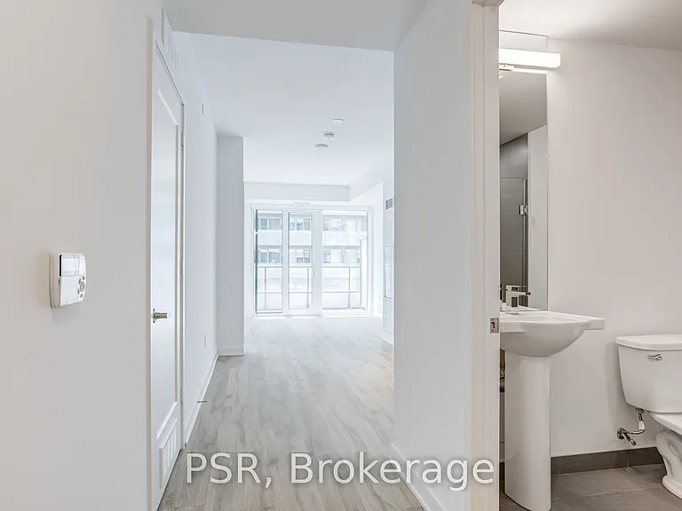 70 Princess St #2711 — Photo 6