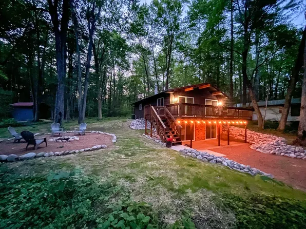 W2474 Tall Moon Rd, Keshena, WI 54135