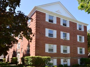 1400 Hinman Ave APT 2E, Evanston, IL 60201