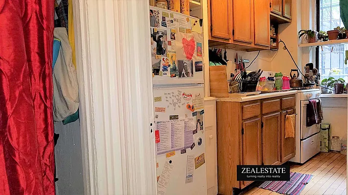 Rented by ZealEstate Group Inc | media 29