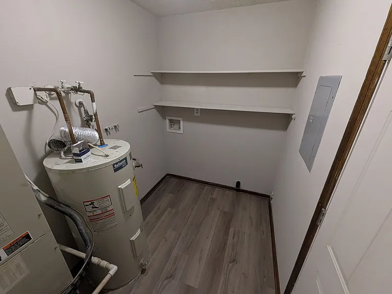 120/122 Cooper Springs Ct — Photo 6