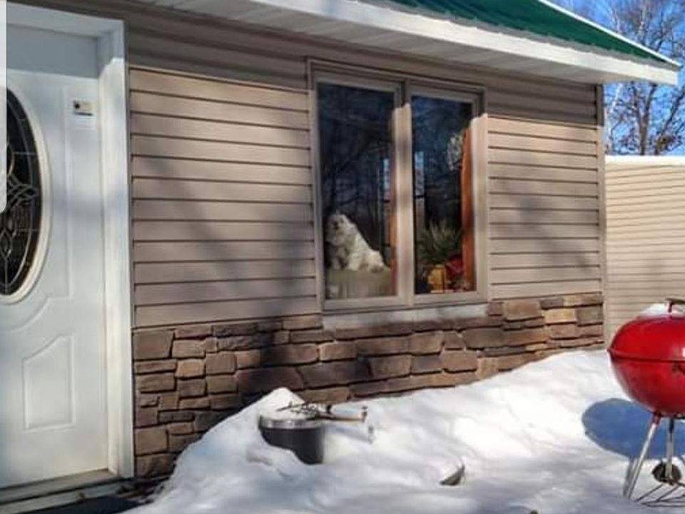 2nd image of 31630 320th St
