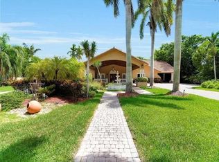 7560 SW 67th St, Miami, FL 33143