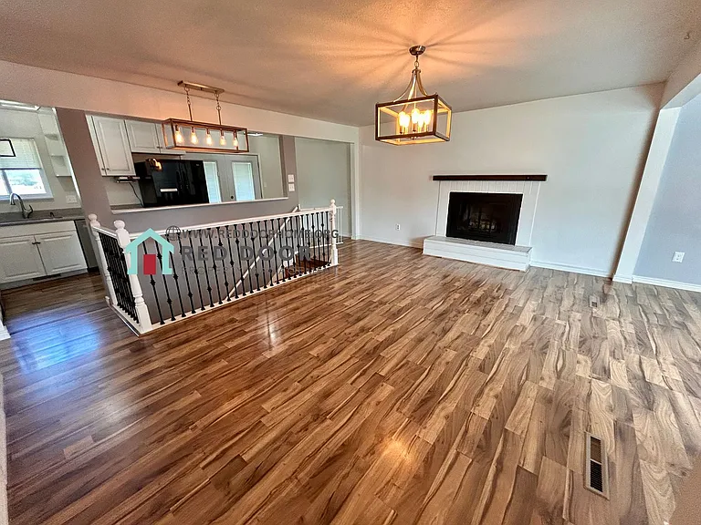 432 Beaverhead Ct — Photo 4