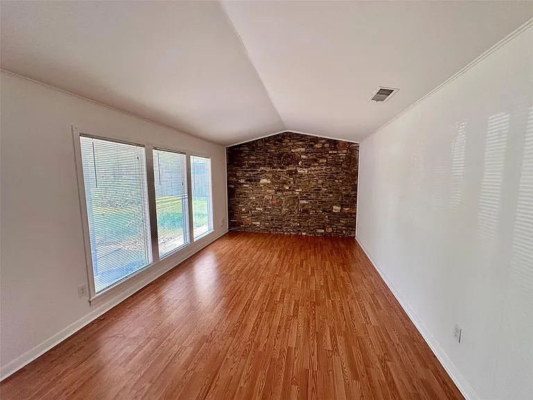 3410 West Ave #B — Photo 6
