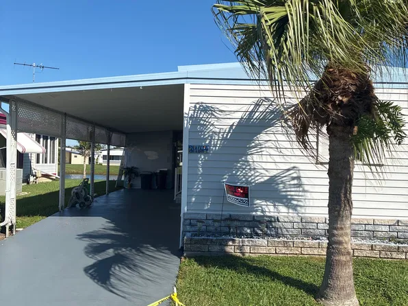 3144 Brewster Dr, Holiday, FL 34690