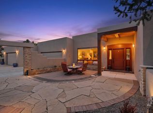 693 Black Hawk Dr NE, Albuquerque, NM 87122
