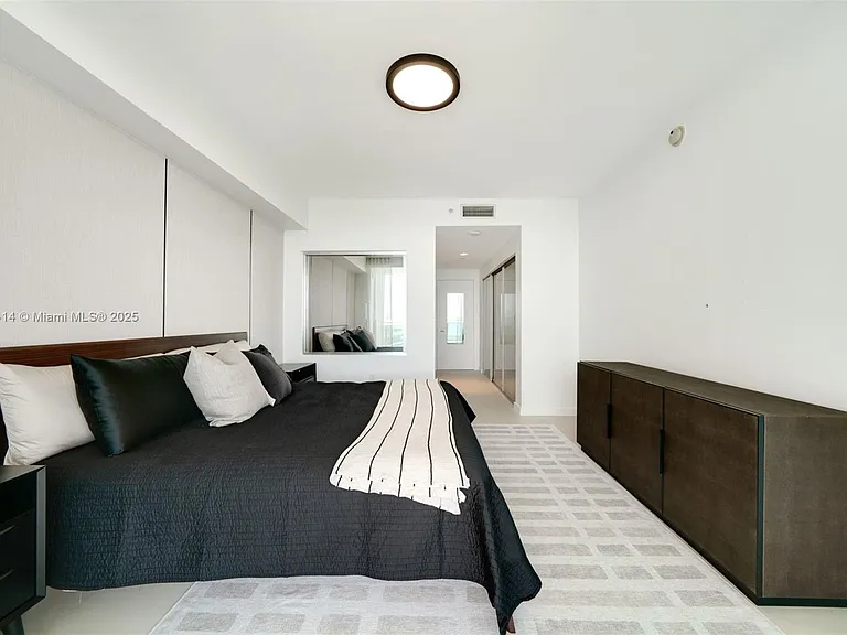 900 Biscayne Blvd #905 — Photo 24