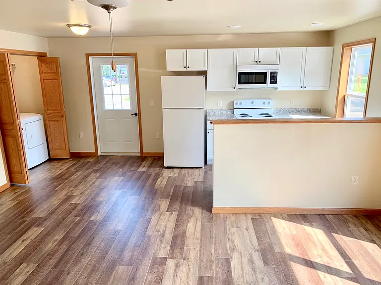 2417 Jackson St #6 — Photo 2