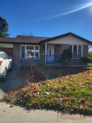 36 Cambridge Cres #MAIN Photo 1