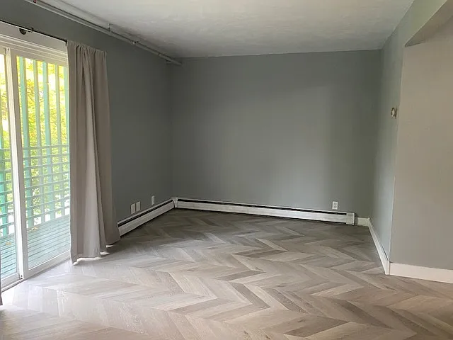Studio, 1.0 bath, $900 — Photo 2