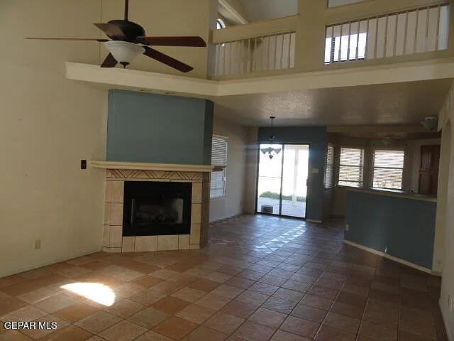 3 bed, 2.0 bath, 1796 sqft, $1,675 — Photo 3