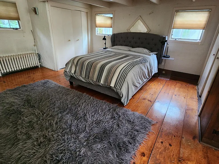 20 Lasher Rd — Photo 15