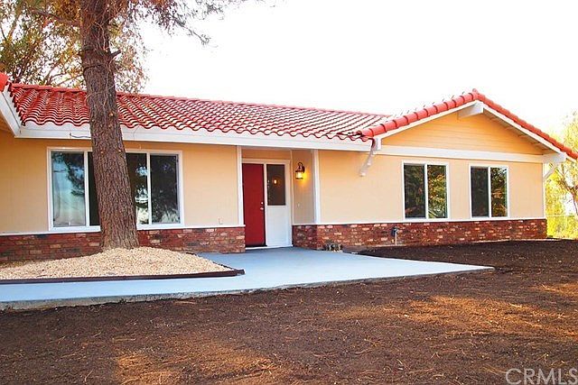 1st image of 26603 Scott Ln