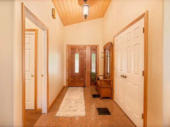 39964 N Cedar Vista Cir, Bass Lake, CA 93604