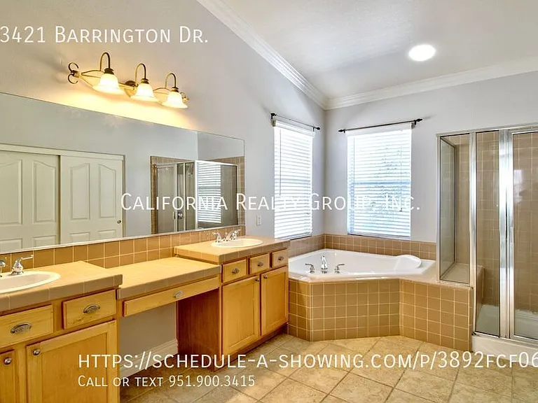 33421 Barrington Dr — Photo 30