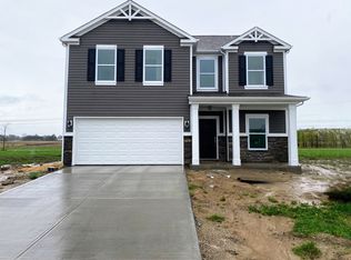 6796 Coreopsis Ln, Seymour, IN 47274