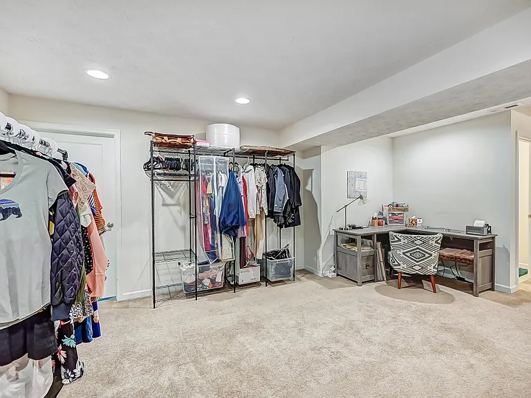 1404 Artesian Ln — Photo 45