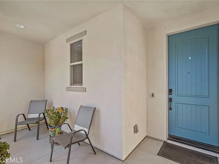 16282 Meadowhouse Ave — Photo 2