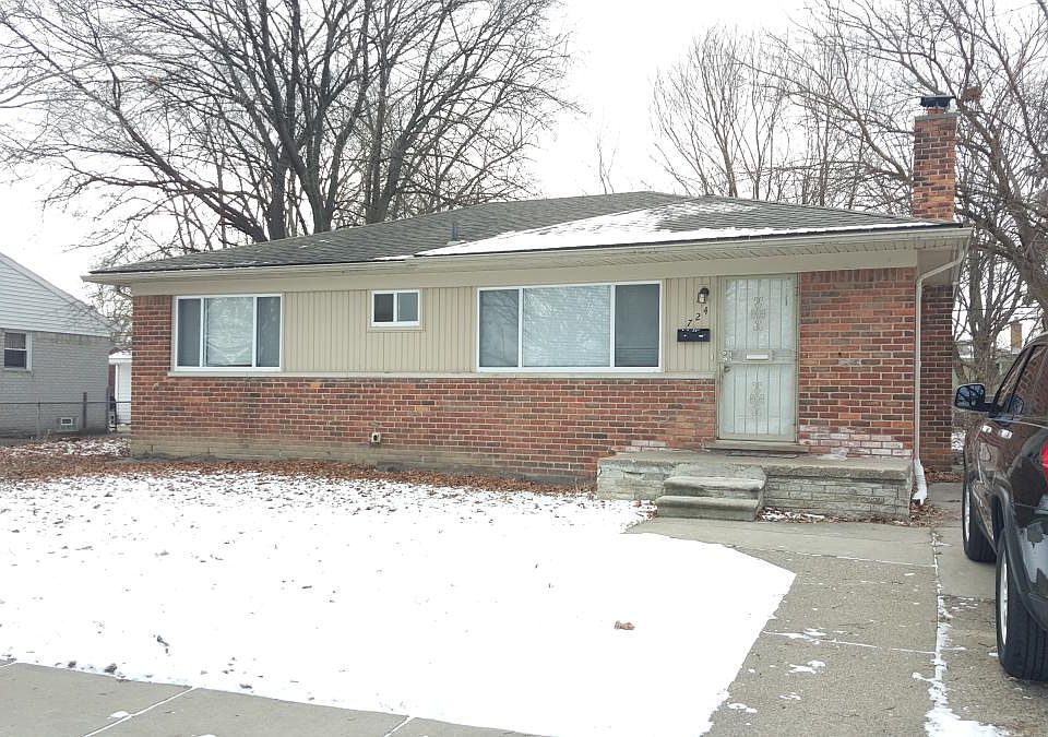 1st image of 724 Nash Ave #House