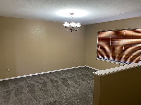 5th image of 3002 Brentwood Dr